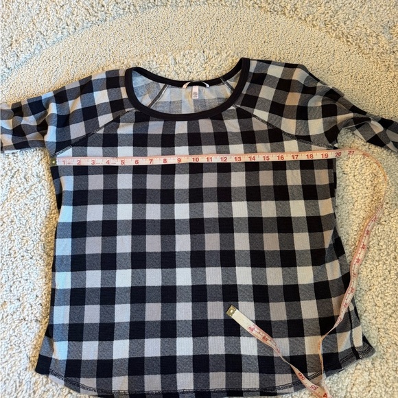 Victoria's Secret Plaid Pajamas Long Sleeve Long Pants Size Medium or Small - Picture 12 of 16